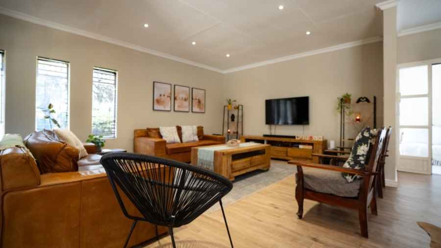 4 Bedroom Property for Sale in Wilkoppies North West